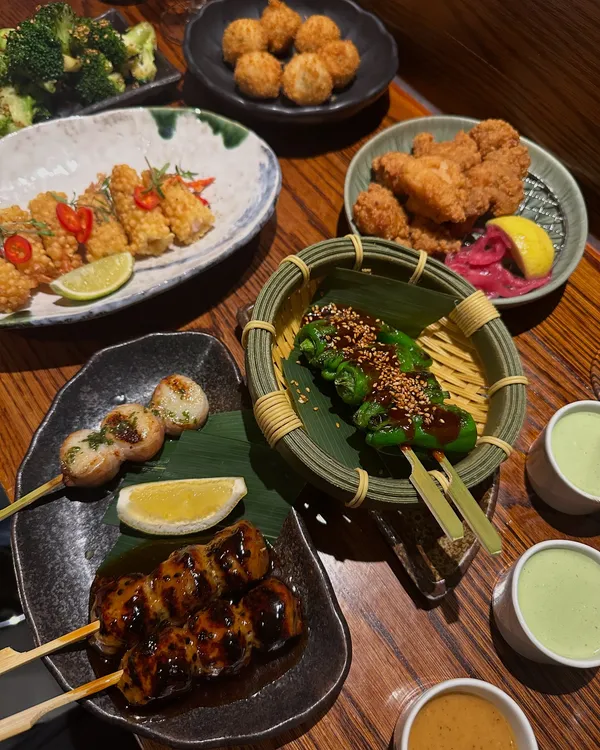 November food dump of spots you should save ✨

@sticksnsushi.uk 
@ssweet1ne 
@stk.london 
@dub_pan 
@chukusldn 
@lamaritxulondon

#fooddump #sticksnsushi #caribbeancuisine #lambchops #nigeriancuisine #japanesecuisine #novemberdump #londonfood #somewhereinlondon