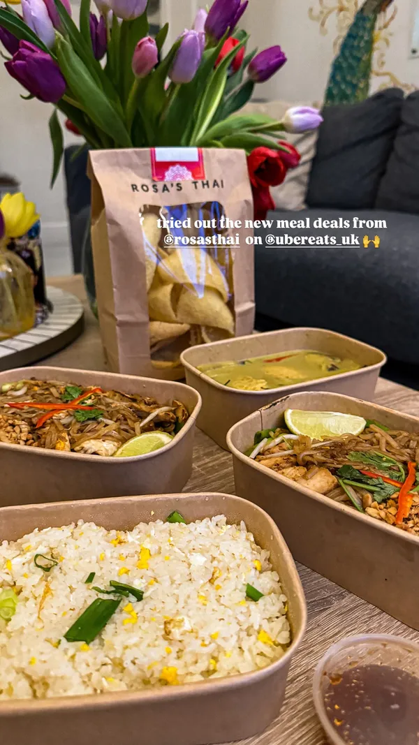 tried out the new meal deals from @rosasthai  on @ubereats_uk 🙌 @joli_app