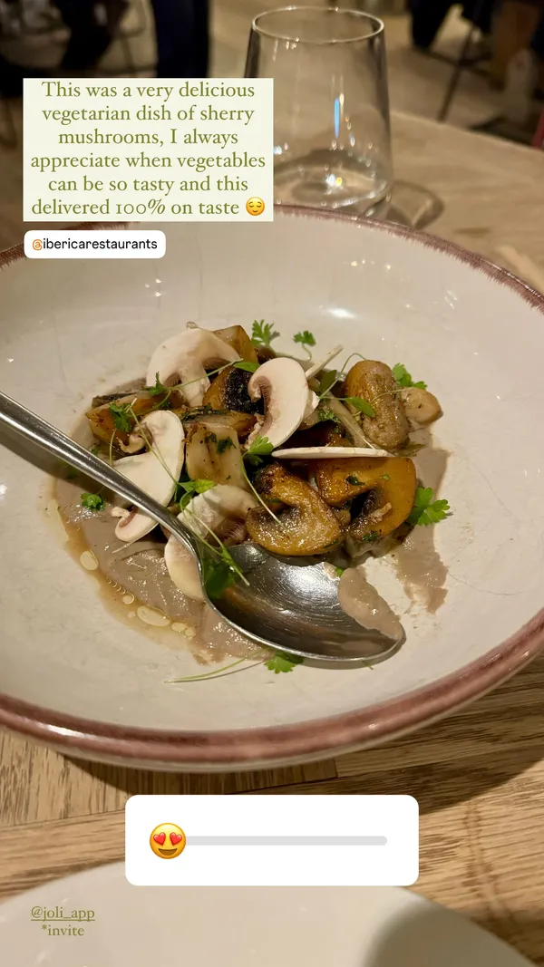 This was a very delicious vegetarian dish of sherry mushrooms, I always appreciate when vegetables can be so tasty and this delivered 100% on taste 😌 @joli_app 
*invite