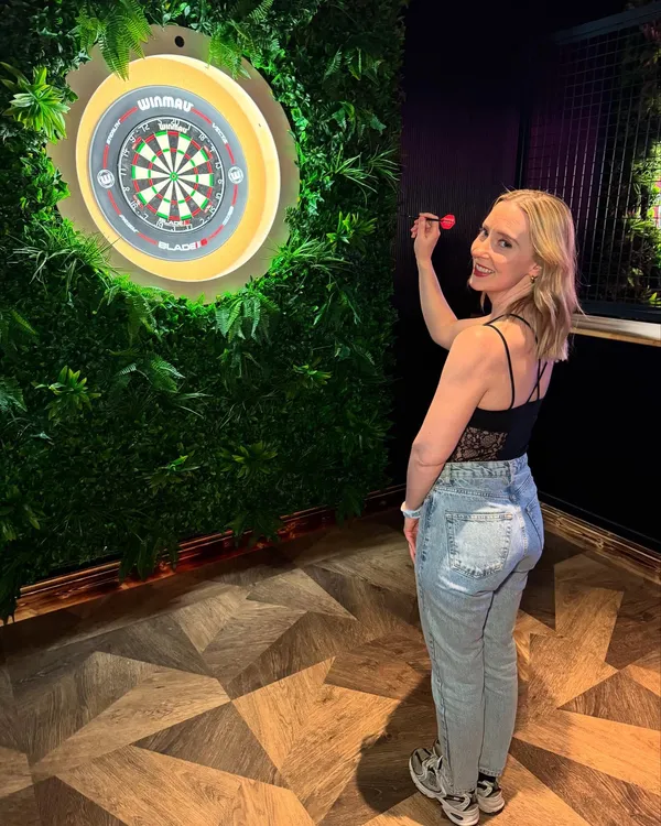 Slightly late with this one as I’ve been deep in uni essay mode, but here are some of my favourite moments from April:

1️⃣ Had so much fun at the launch of @roxyballroom (*invite @therelationship.co)
2️⃣ A gorgeous evening of floral wreath making with @therealgreekuk (*invite)
3️⃣ Sunny puppy walks on the common with Palmer
4️⃣ My parents and I showing @colepalmer10 the respect he deserves @chelseafc 💙 
5️⃣ Some of the best food I’ve EVER had at @bargeeast (*invite)
6️⃣ Sunny catch-ups with my angel @thedentistvee ☀️
7️⃣ A delicious launch party at @fattoamanopizza Tower Bridge 🍕 (*invite)
8️⃣ Easter celebrations with the family
9️⃣ Cooling down with @snowflakegelato (*invite)
🔟 Silly amounts of fun celebrating the new Wotsits launch at @moonshot_social (*invite)

April, you were a joy. Here’s to more sunshine, good food and golden moments in May!

#aprilsunshine #aprildump #springhassprung #springtime #londonblogger #foodieblogger #lifestyleblogger #londonbars #londonrestaurants #chelseafootballclub #cfc #springerspanielpuppy