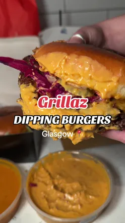 Delicious Southern King and King Kong burgers with garlic mayo and gorillaz dipping sauces at Grillaz Drive Thru, Glasgow.