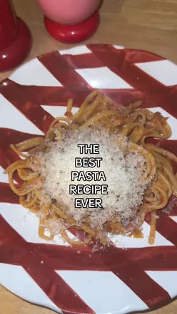 Delicious homemade pasta with fresh tomatoes, inspired by MALIN+GOETZ's best pasta recipe.