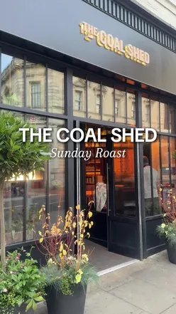 Juicy Sunday roast at The Coal Shed Brighton, featuring perfectly cooked steak, rich flavors, ideal for special occasions.