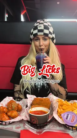 Delicious sweet chili chicken bites and s'mores cookie dough at Big Licks, a top Glasgow restaurant for 2024.