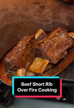 Cafe Continental Manchester: Grilled beef steak, prawns, and hash browns with excellent presentation and service.