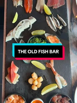 Cocktails and seafood platters with oysters at The Old Fish Bar, Shawlands; a seafood lover's dream in Glasgow.