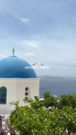 Santorini holiday with aperols, fresh seafood, and stunning sunsets; visited Barolo, Sunset Taverna, Flora, and more.